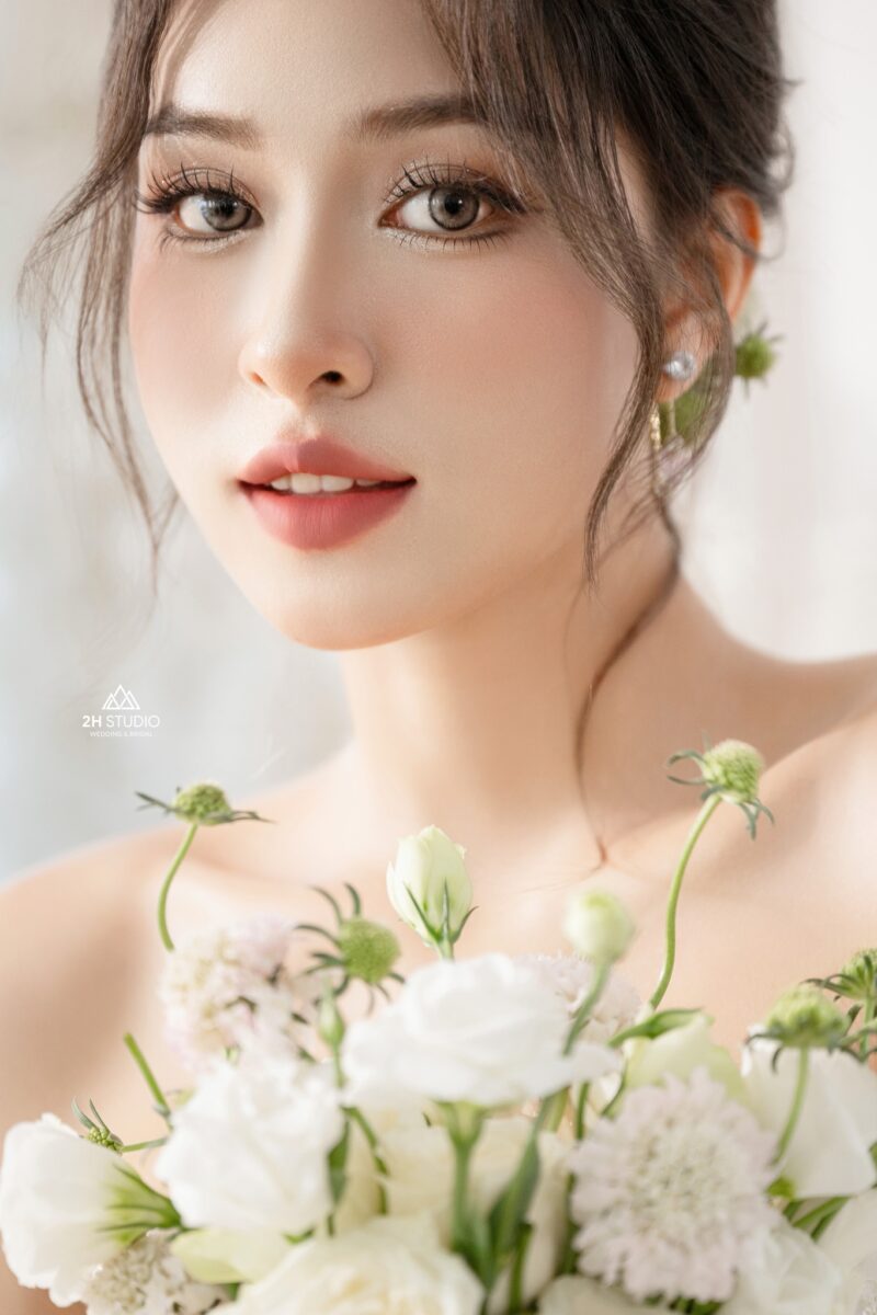 10+ Tone Makeup, Trang điểm cô dâu mặt tròn đẹp - 62 10+ Tone Makeup, Trang điểm cô dâu mặt tròn đẹp - 61