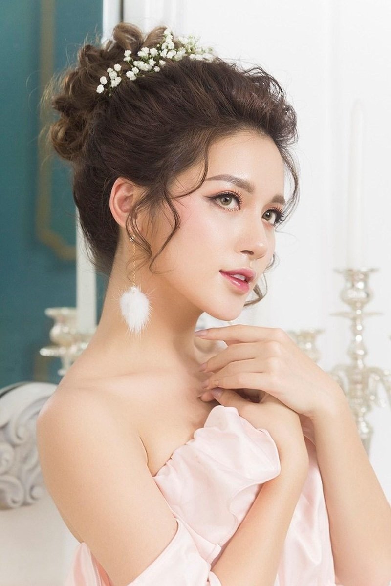 10+ Tone Makeup, Trang điểm cô dâu mặt tròn đẹp - 54 10+ Tone Makeup, Trang điểm cô dâu mặt tròn đẹp - 53