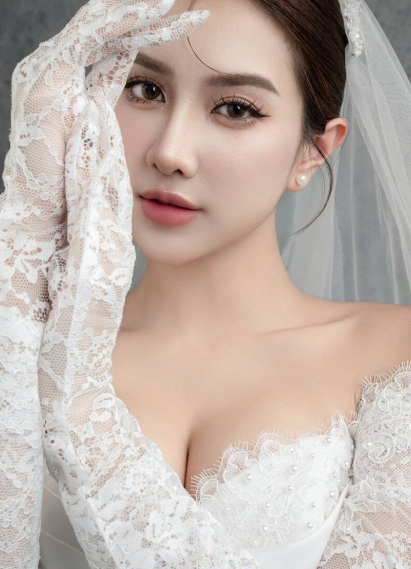 10+ Kiểu Makeup, Trang điểm cô dâu nhẹ nhàng tự nhiên - 42 10+ Kiểu Makeup, Trang điểm cô dâu nhẹ nhàng tự nhiên - 41