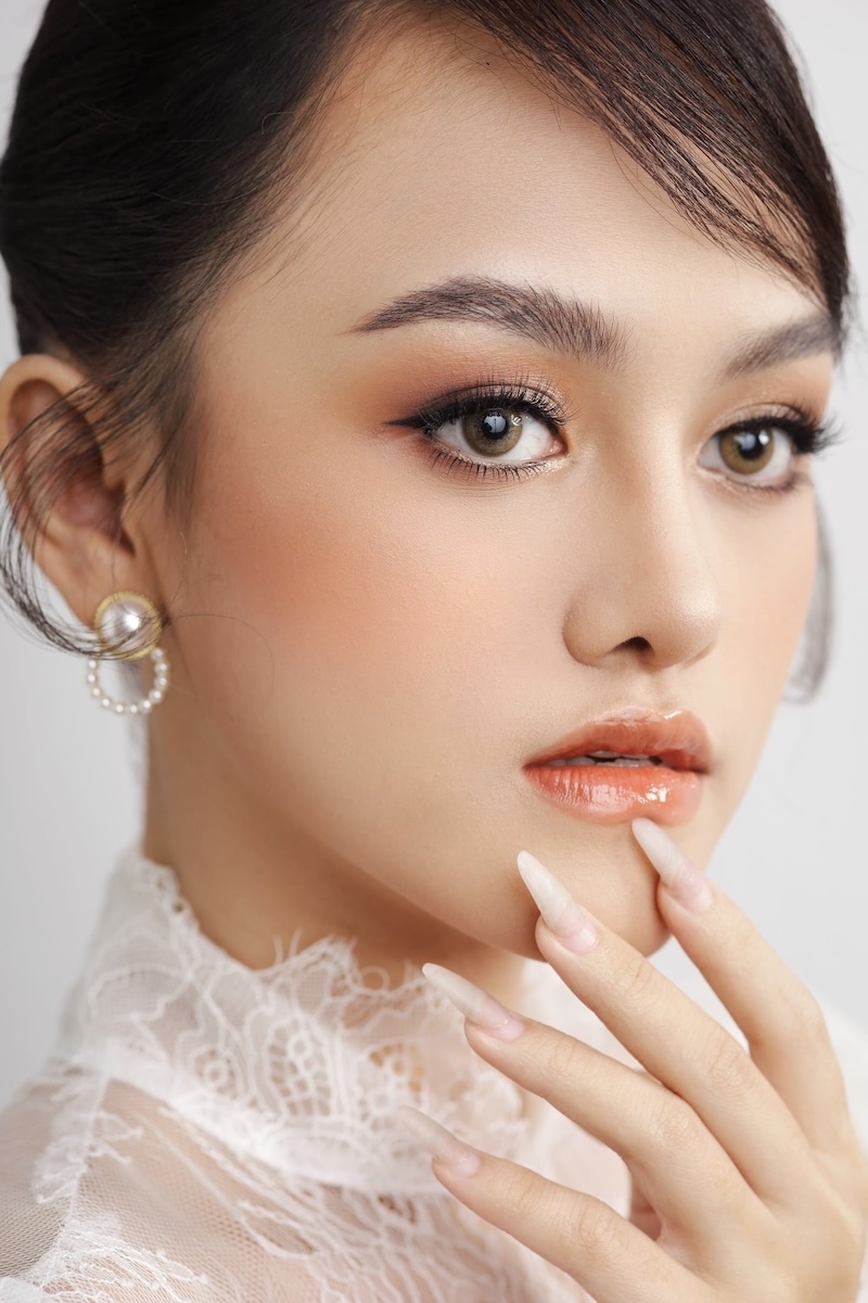 10+ Tone Makeup, Trang điểm cô dâu kiểu thái lan - 66 10+ Tone Makeup, Trang điểm cô dâu kiểu thái lan - 65