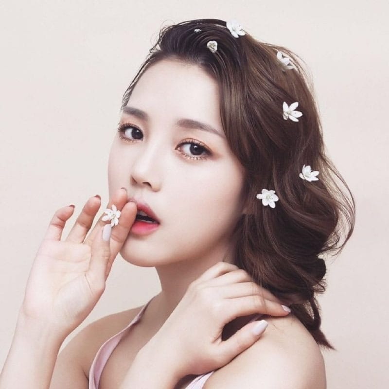 7 Bước trang điểm cô dâu nhẹ nhàng nhưng nổi bật - 16 7 Bước trang điểm cô dâu nhẹ nhàng nhưng nổi bật - 15