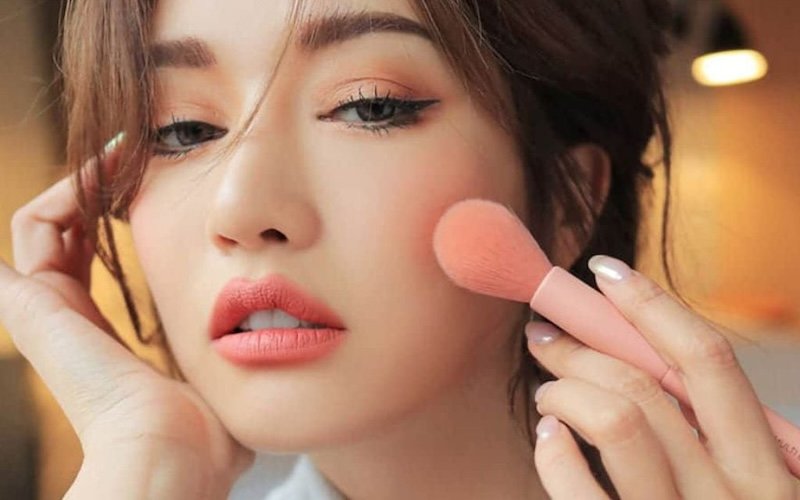 [Bí Quyết] Cách Makeup, Trang điểm mặt trái xoan - 33