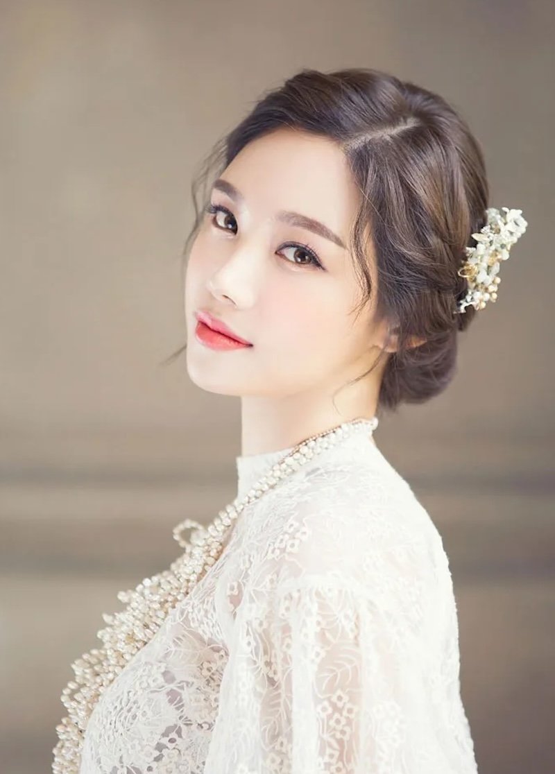 10+ Kiểu Makeup, Trang điểm phong cách cổ điển đẹp - 42 10+ Kiểu Makeup, Trang điểm phong cách cổ điển đẹp - 41
