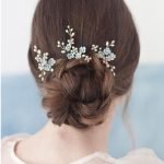 Bật Mí 5 Kiểu Tóc Cho Cô Dâu Mặt Trái Xoan