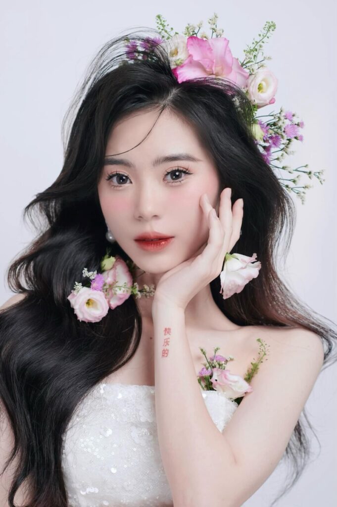 10+ Kiểu Trang điểm, Makeup Cô Dâu Tone Đỏ - 47