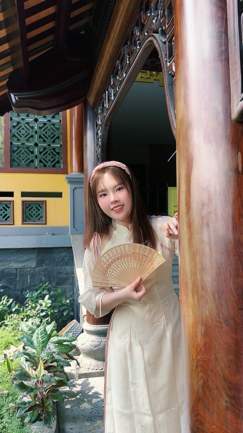 [Báo giá] Makeup, trang điểm đẹp ở Quận 8 - 30