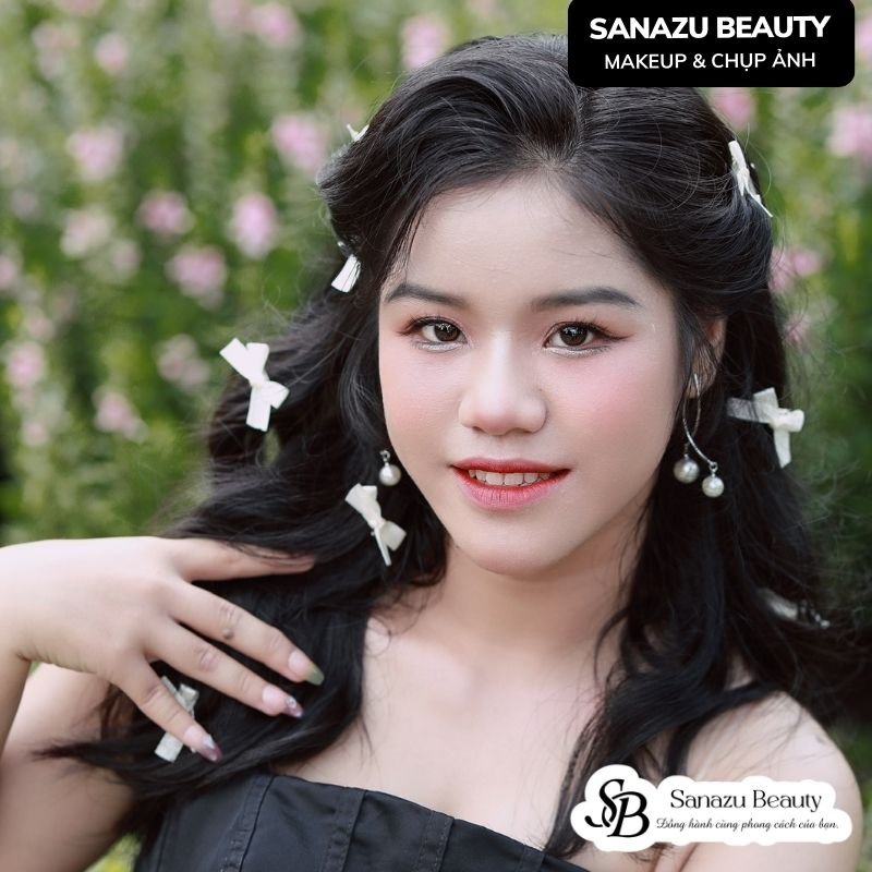 trang điểm tại nhà giá bao nhiêu