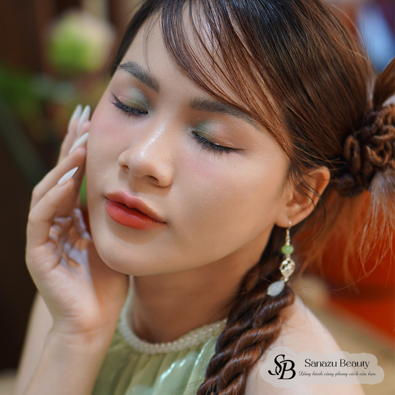 [Báo giá] Makeup, trang điểm đẹp ở Quận 10 - 24