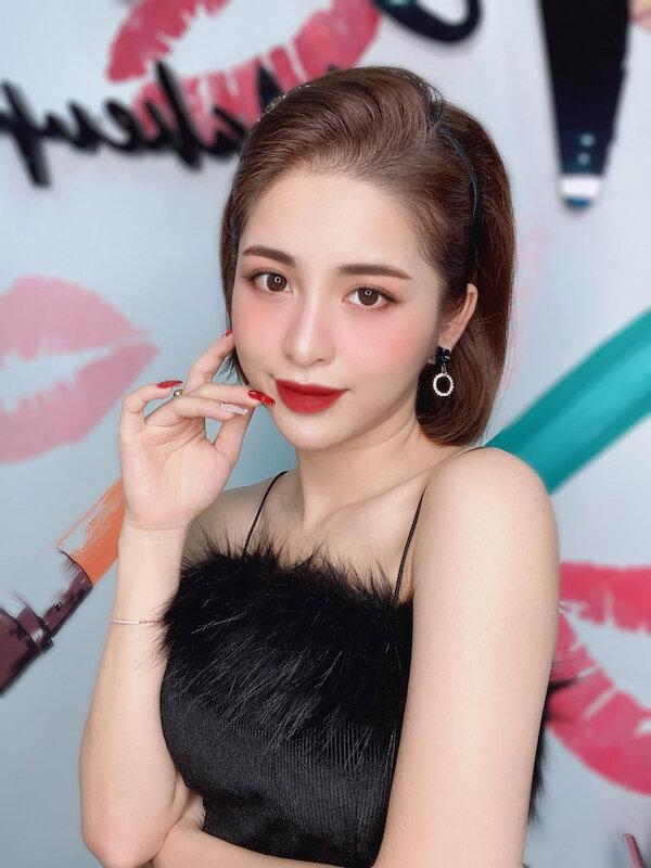 [Báo giá] Makeup, trang điểm đẹp ở Quận 10 - 37