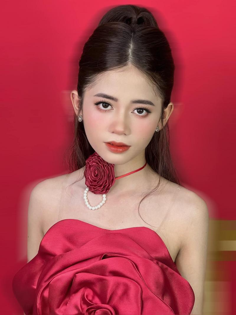 [Báo giá] Makeup, trang điểm đẹp ở Quận 10 - 45