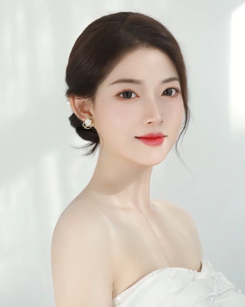 Giá Makeup gia tiên, Trang điểm cô dâu đám hỏi - 34 Giá Makeup gia tiên, Trang điểm cô dâu đám hỏi - 33