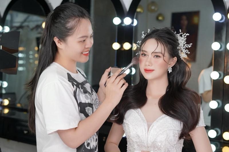 [Báo giá] Makeup, trang điểm đẹp ở Quận 11 - 29