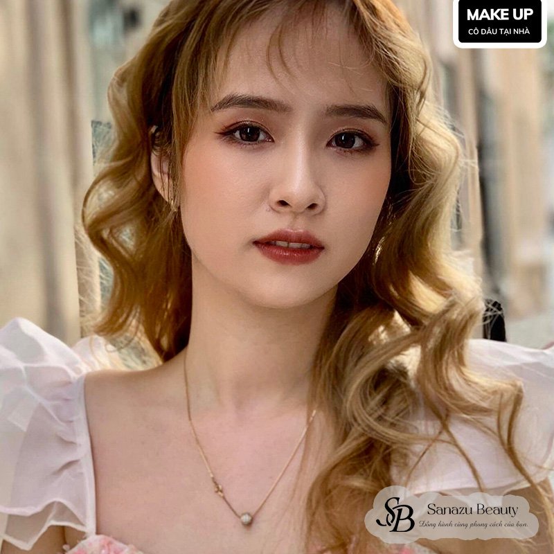 Giá Makeup gia tiên, Trang điểm cô dâu đám hỏi - 28 Giá Makeup gia tiên, Trang điểm cô dâu đám hỏi - 27