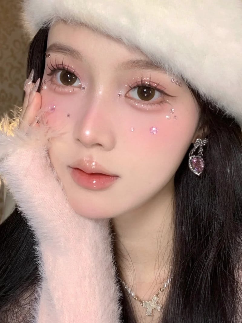 [Bí Quyết] Cách Makeup, Trang điểm tone lạnh - 35