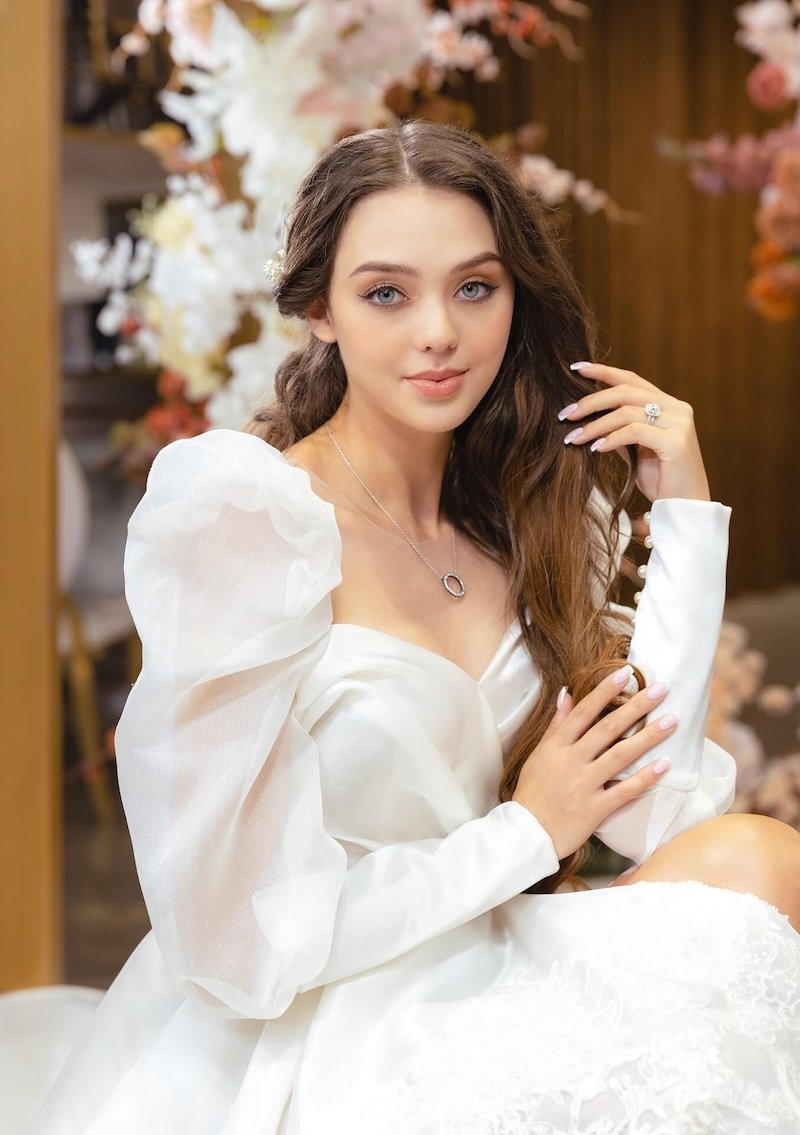 10+ Trang điểm, Makeup cô dâu tone nâu đẹp - 24 10+ Trang điểm, Makeup cô dâu tone nâu đẹp - 23